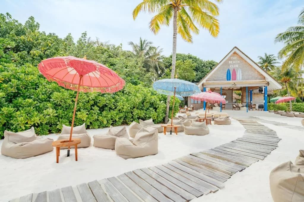 ifuru-Island-Maldives-1.jpg