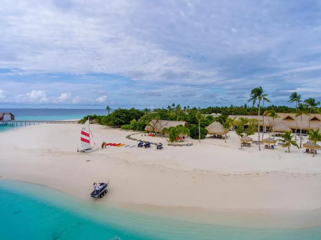 Emerald-Maldives-Resort-Spa-Deluxe-3.jpg