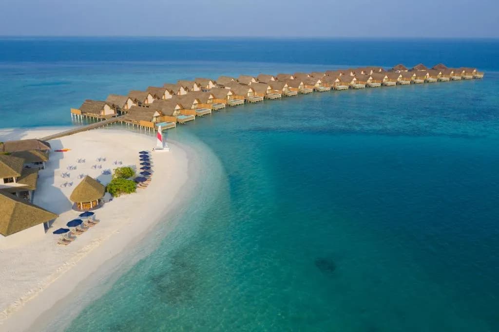 emerald-farafushi-15.jpg